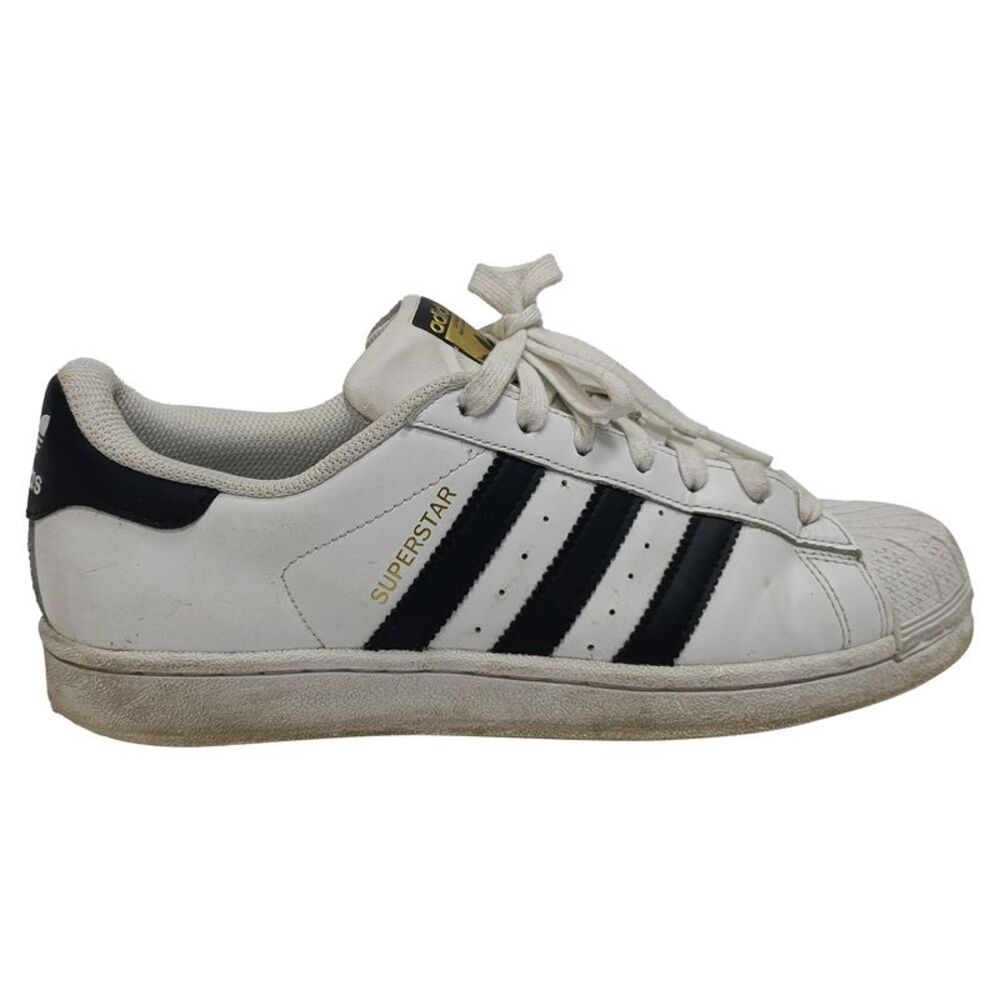 Adidas Superstar Low-Top Sneakers in White Calf Leather